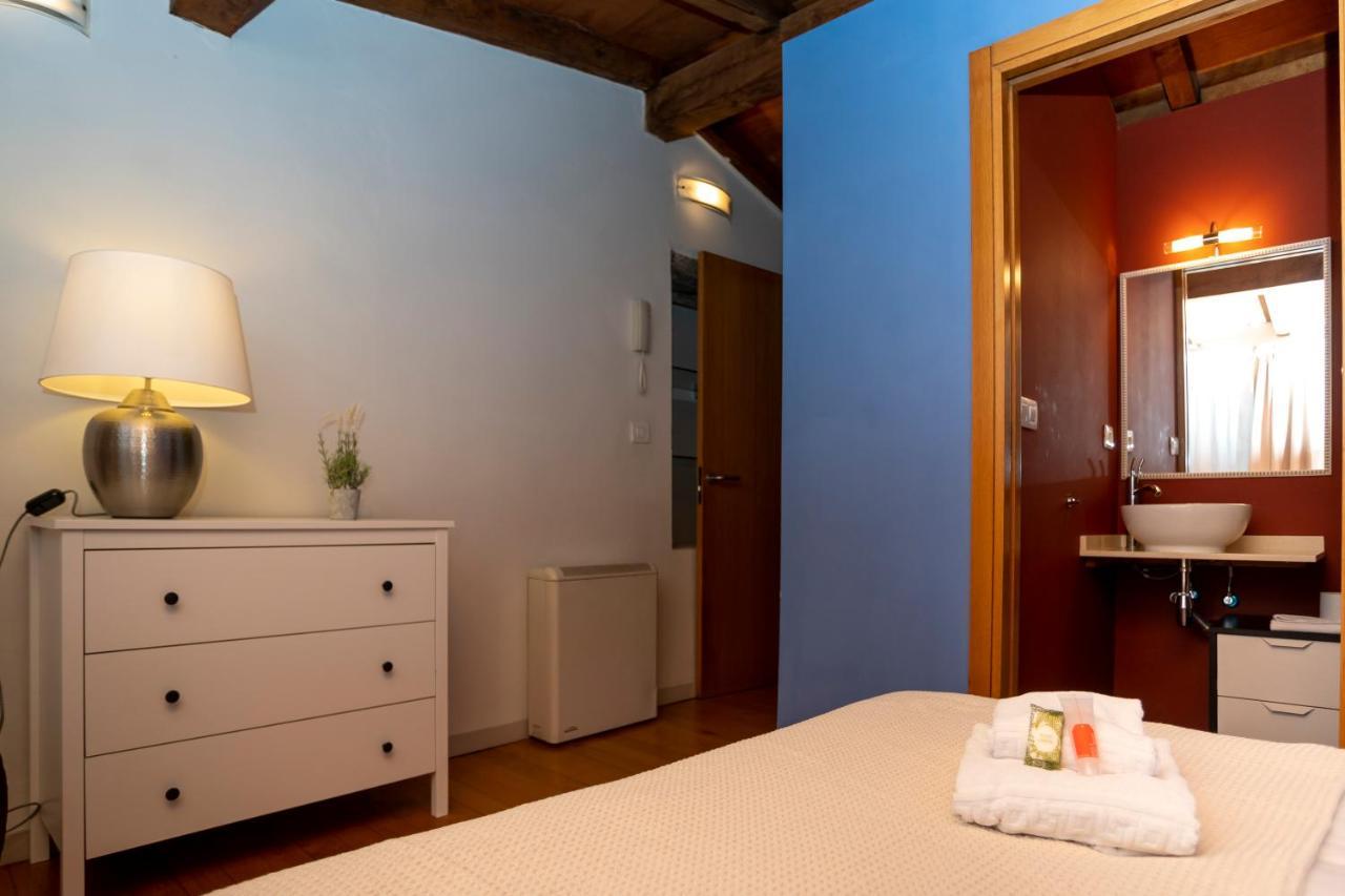 Turistiqa - Ferrol - Triplex Centro Exterior foto